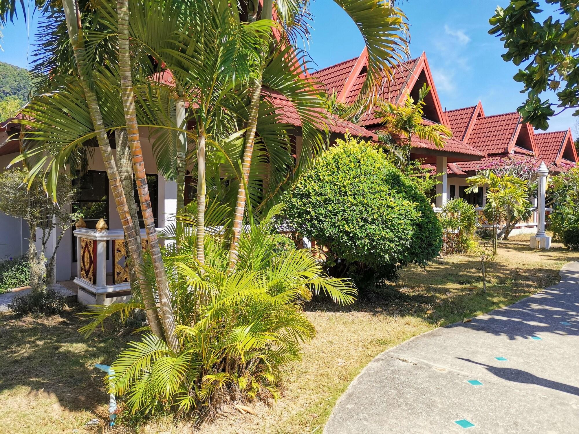 Holiday Villa, Lanta Koh Lanta Exterior photo